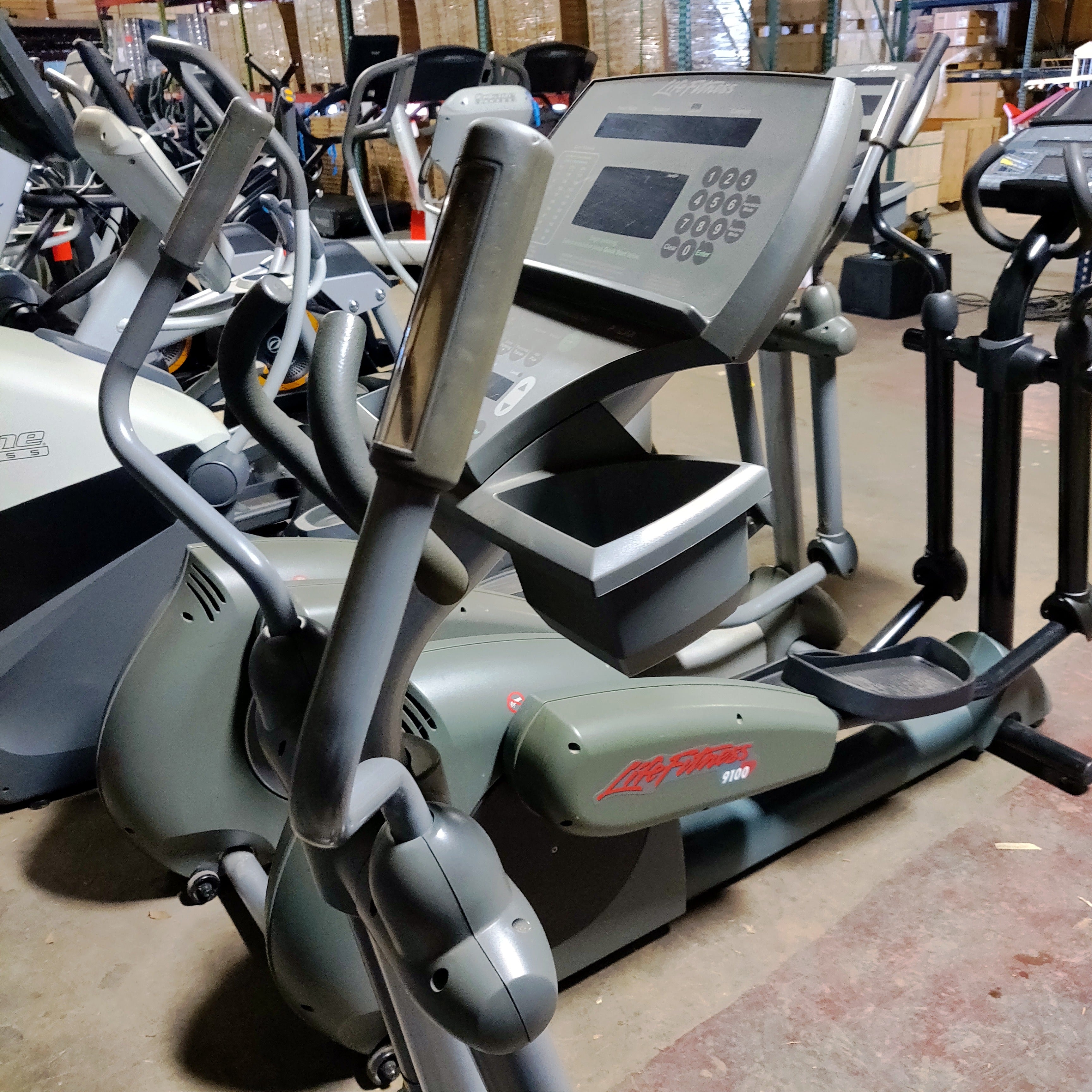 Life Fitness 91xi Elliptical Cross-Trainer