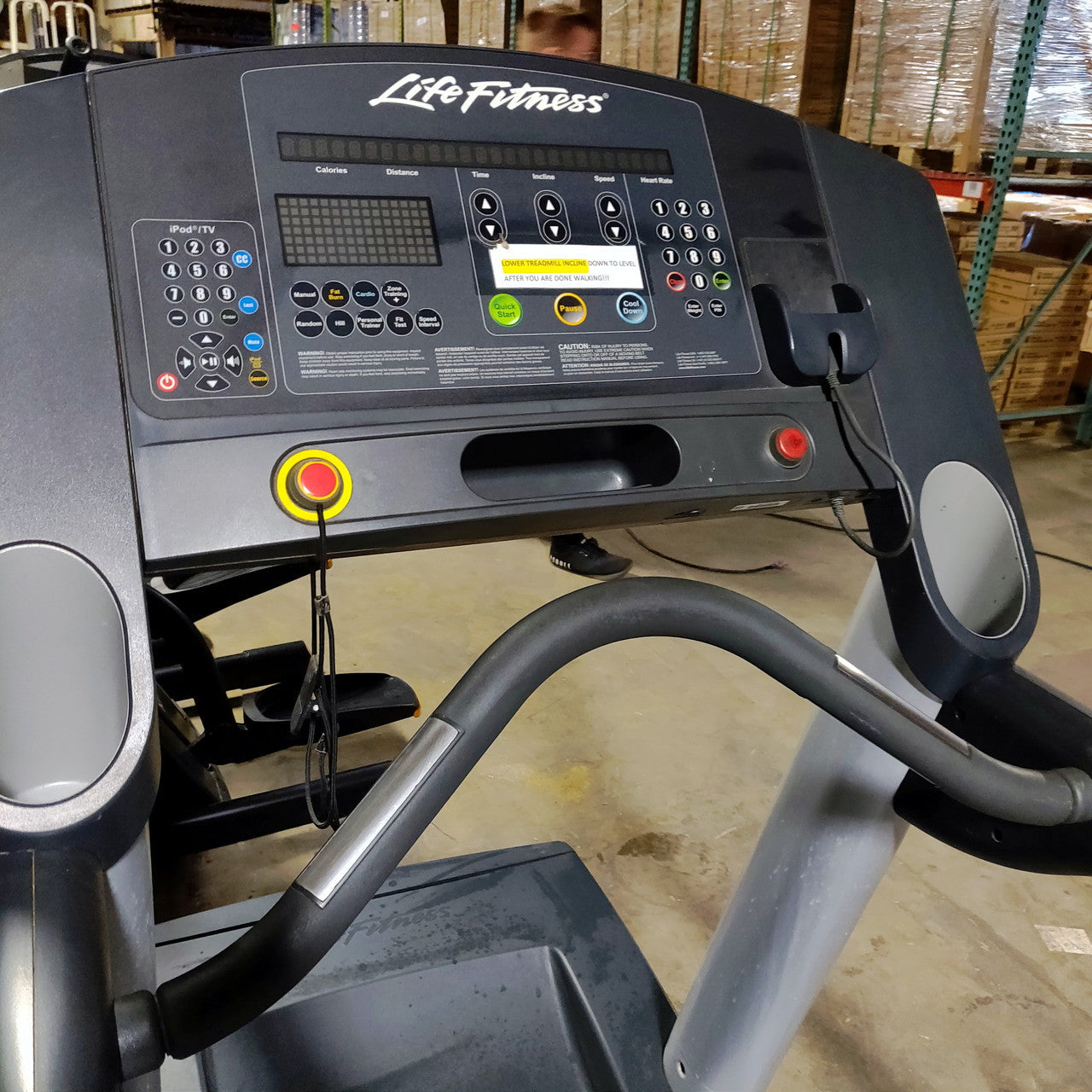 Life Fitness Integrity Series Treadmill CLST