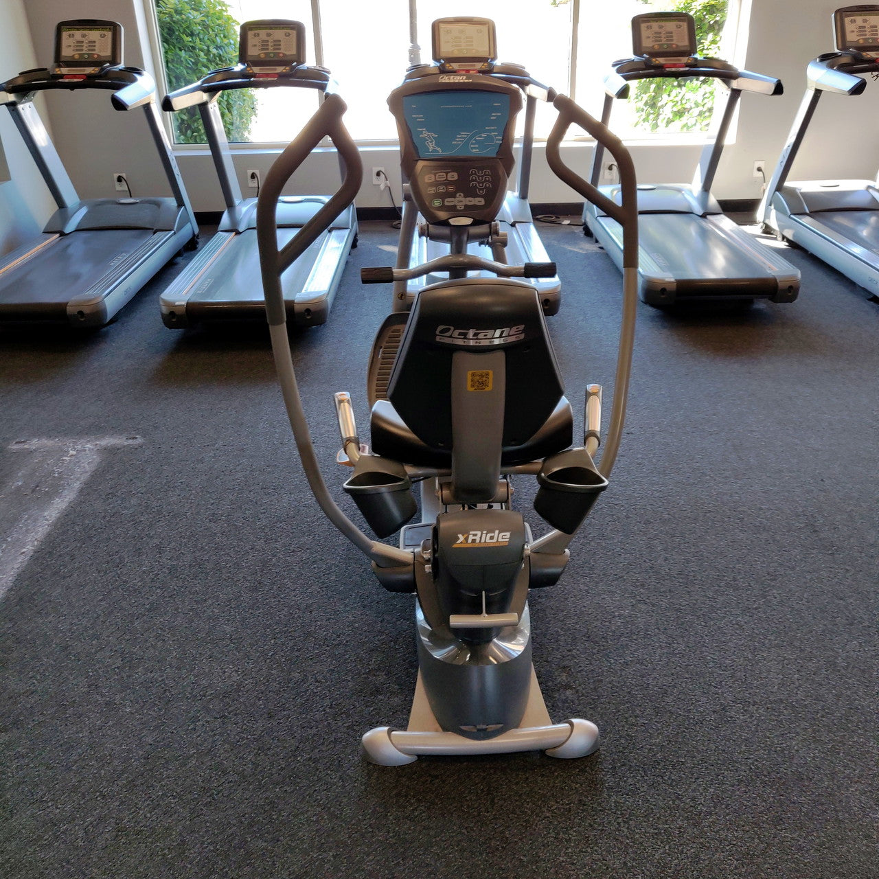 Octane Fitness XR6000 Seated Elliptical