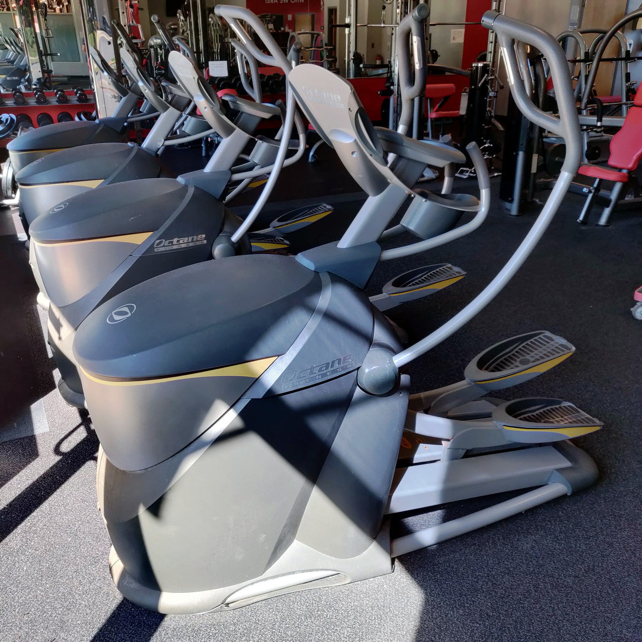 Octane Fitness Pro 4700 Elliptical