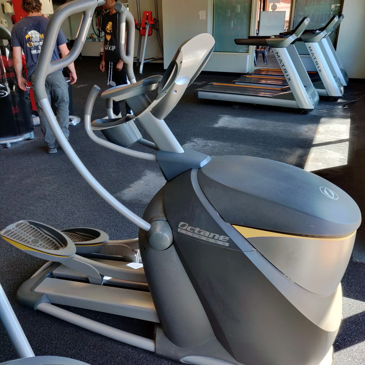 Octane Fitness Pro 4700 Elliptical