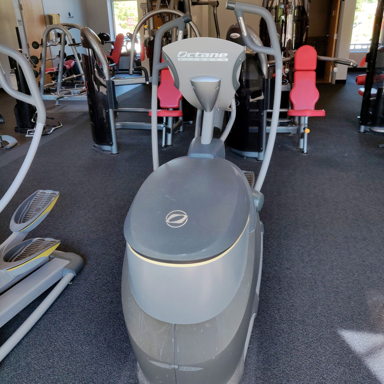 Octane Fitness Pro 4700 Elliptical