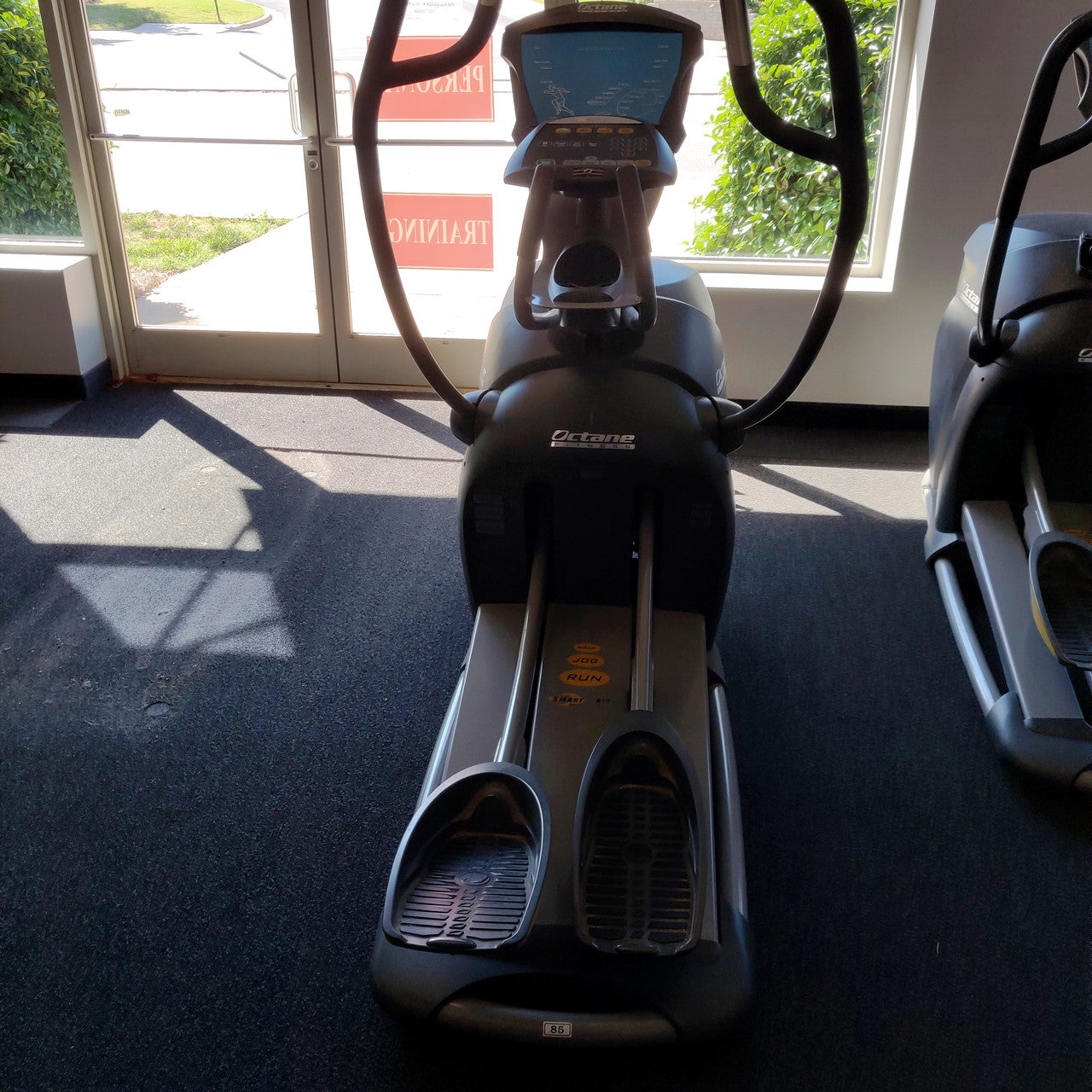 Octane Fitness Pro 4700 Elliptical
