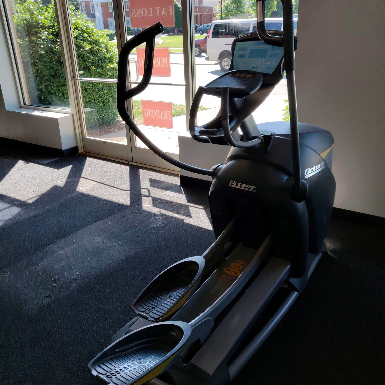 Octane Fitness Pro 4700 Elliptical