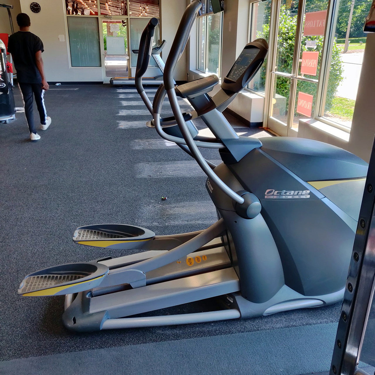 Octane Fitness Pro 4700 Elliptical