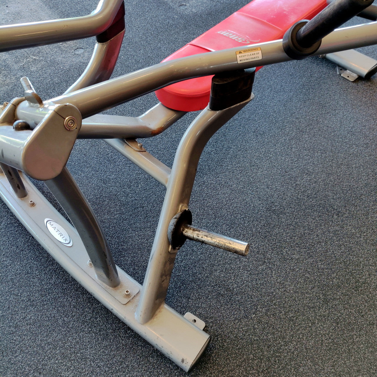 Matrix Magnum Supine Plate Loaded Bench Press