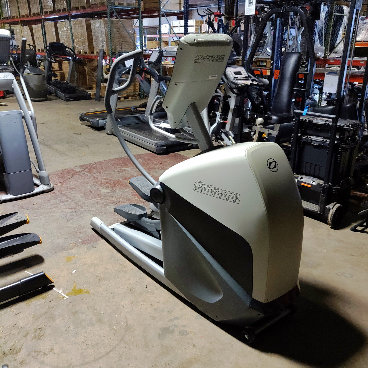 Octane XT3700 Elliptical