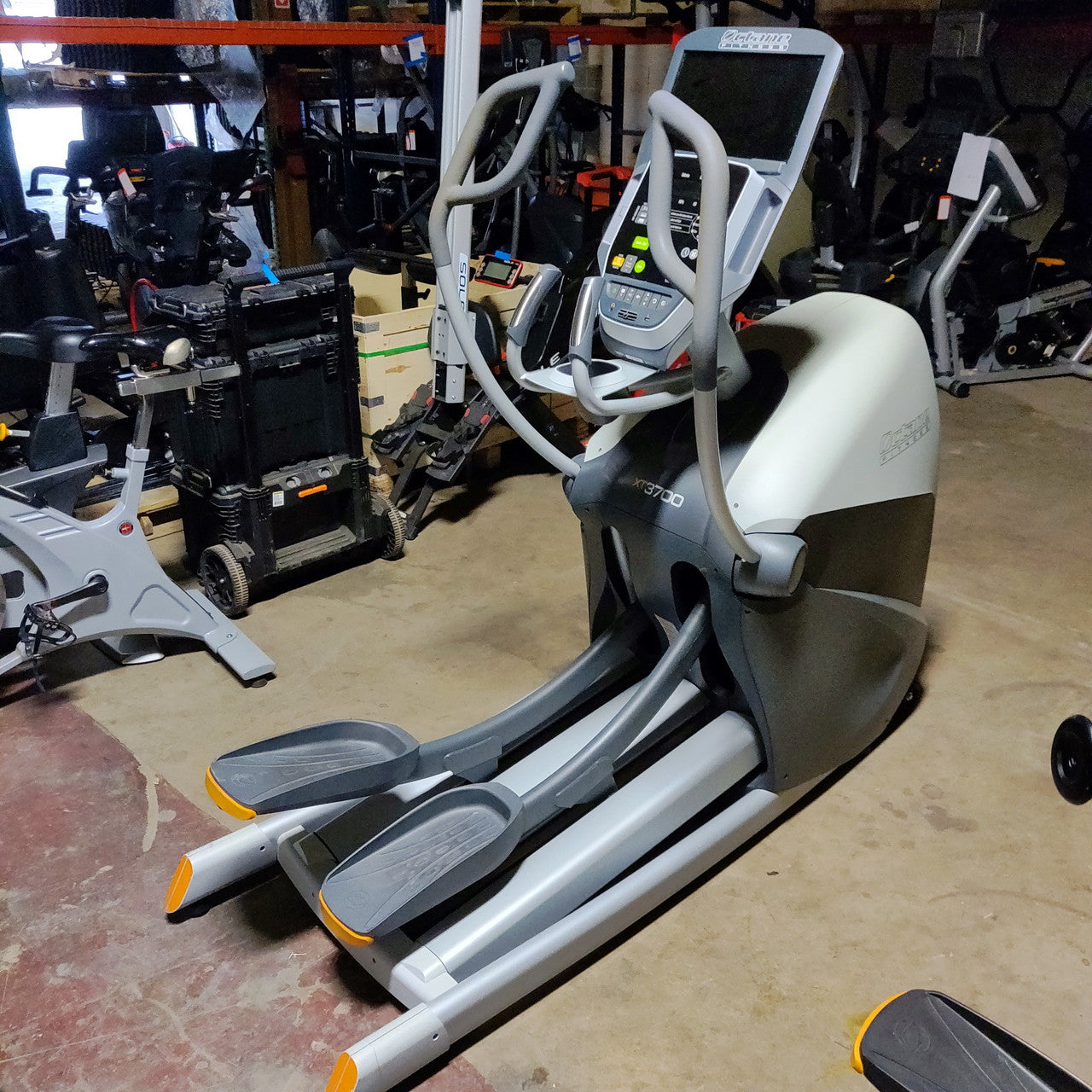 Octane XT3700 Elliptical
