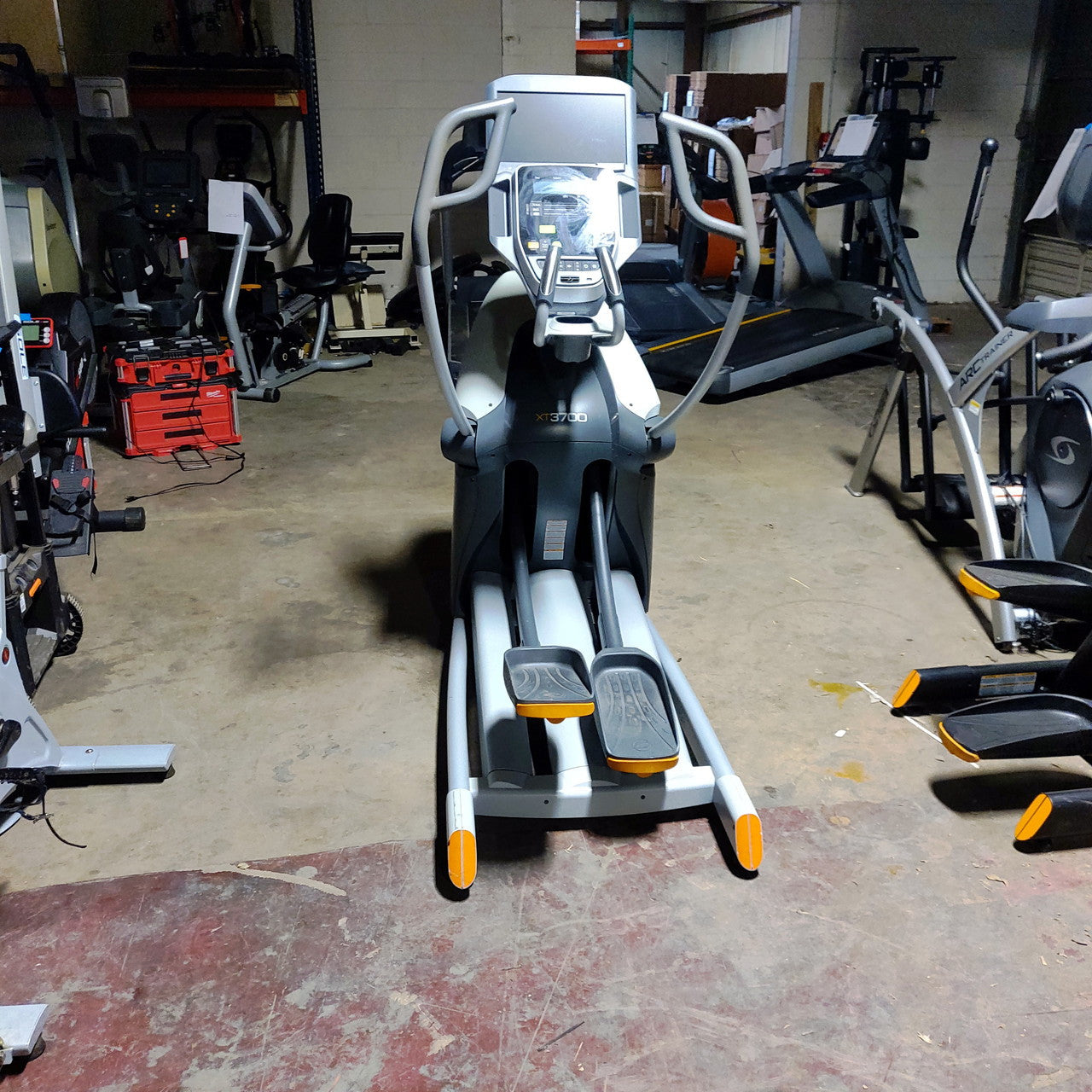 Octane XT3700 Elliptical