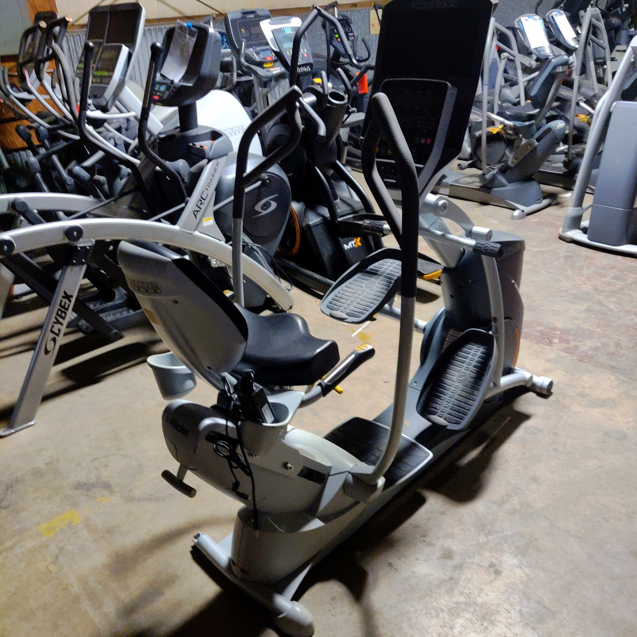 Octane xRide XR6000s Seated Elliptical w/Standard Console