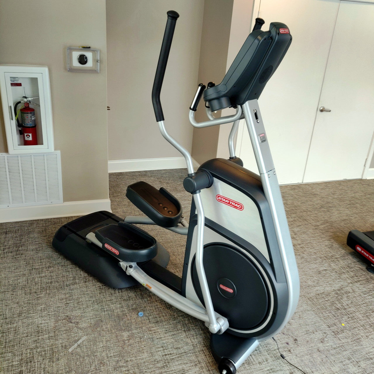 Star Trac E-CT Elliptical