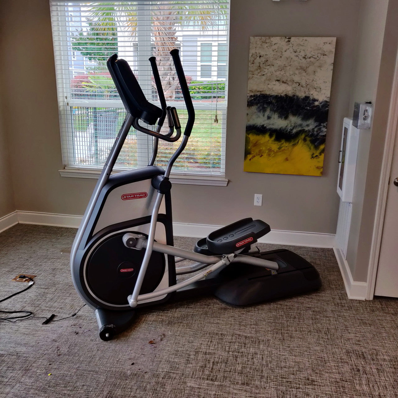 Star Trac E-CT Elliptical
