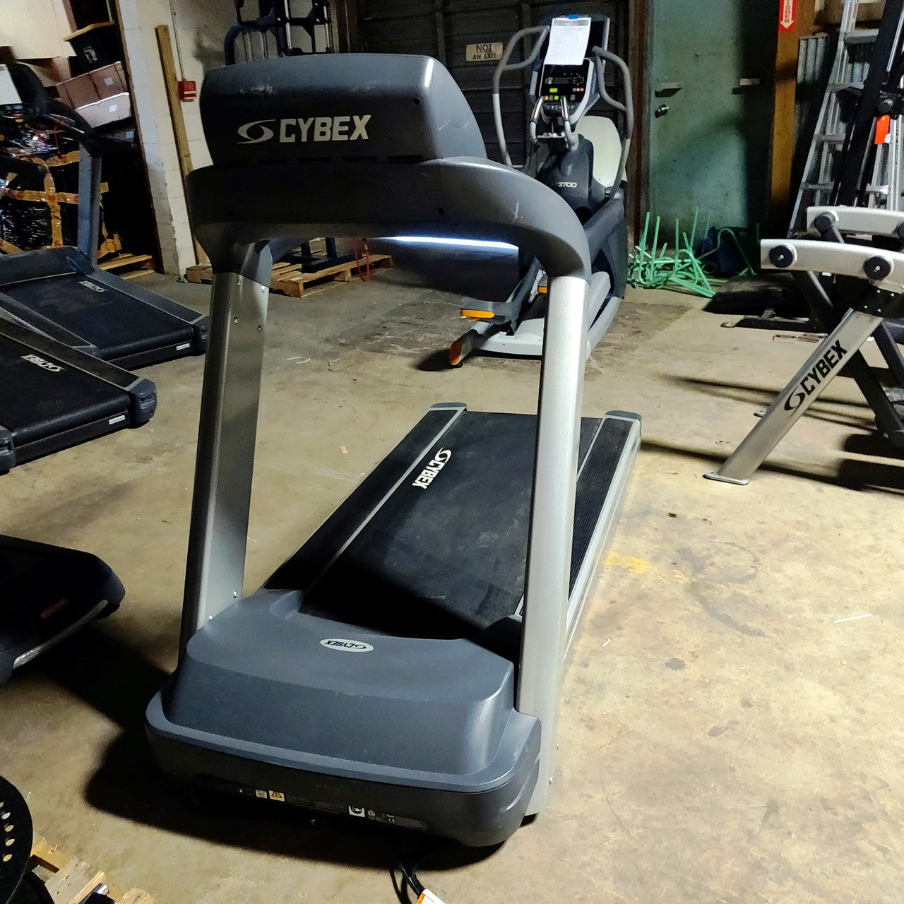Cybex 625T Treadmill w/E3 Console