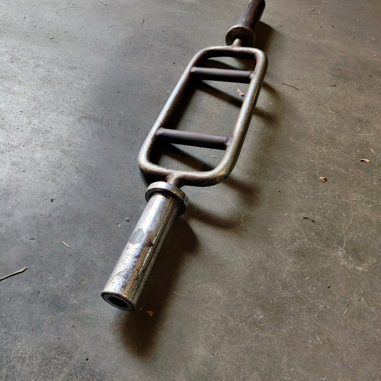 Used 34" Olympic Triceps Bar