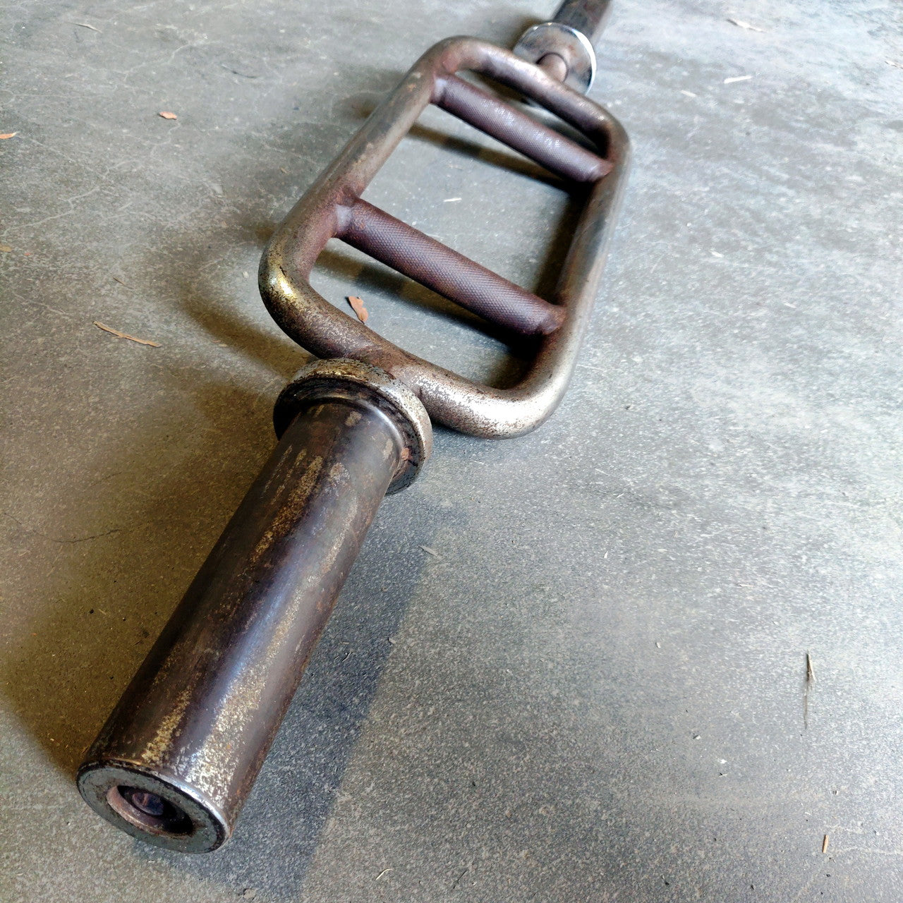 Used 34" Olympic Triceps Bar