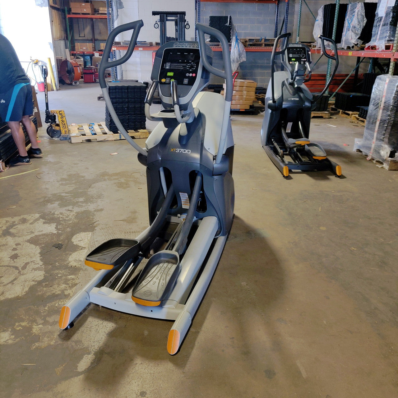 Octane XT3700 Elliptical