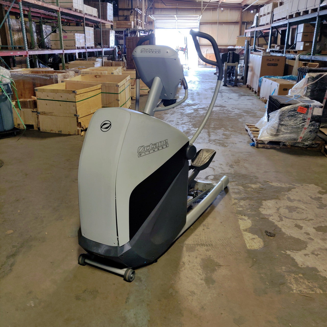 Octane XT3700 Elliptical