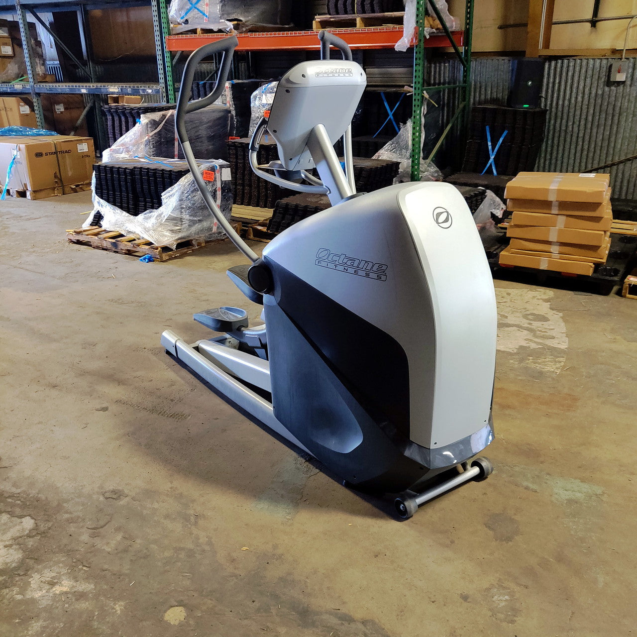 Octane XT3700 Elliptical