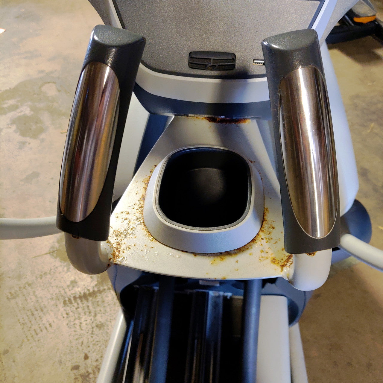 Octane XT3700 Elliptical