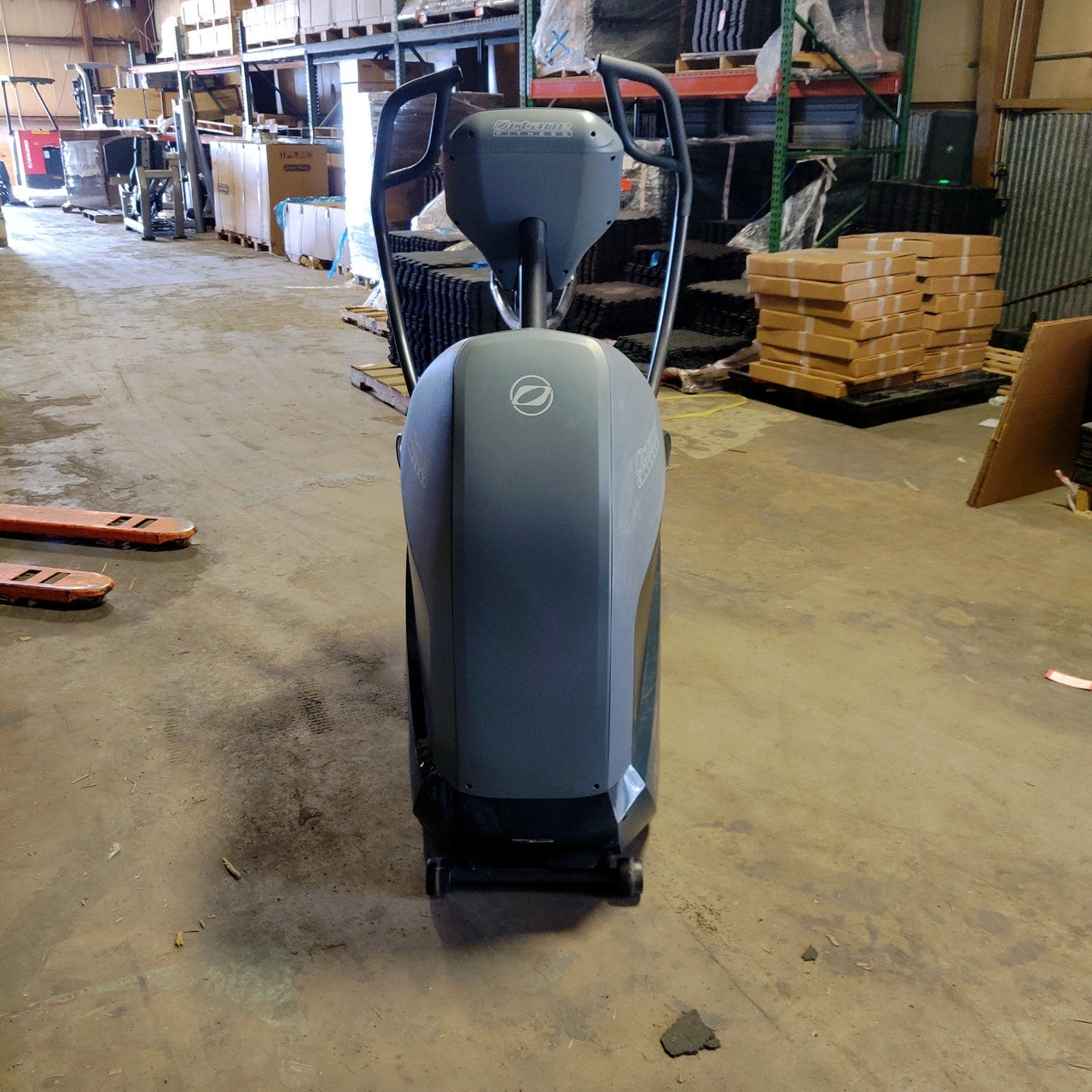 Octane XT3700 Elliptical