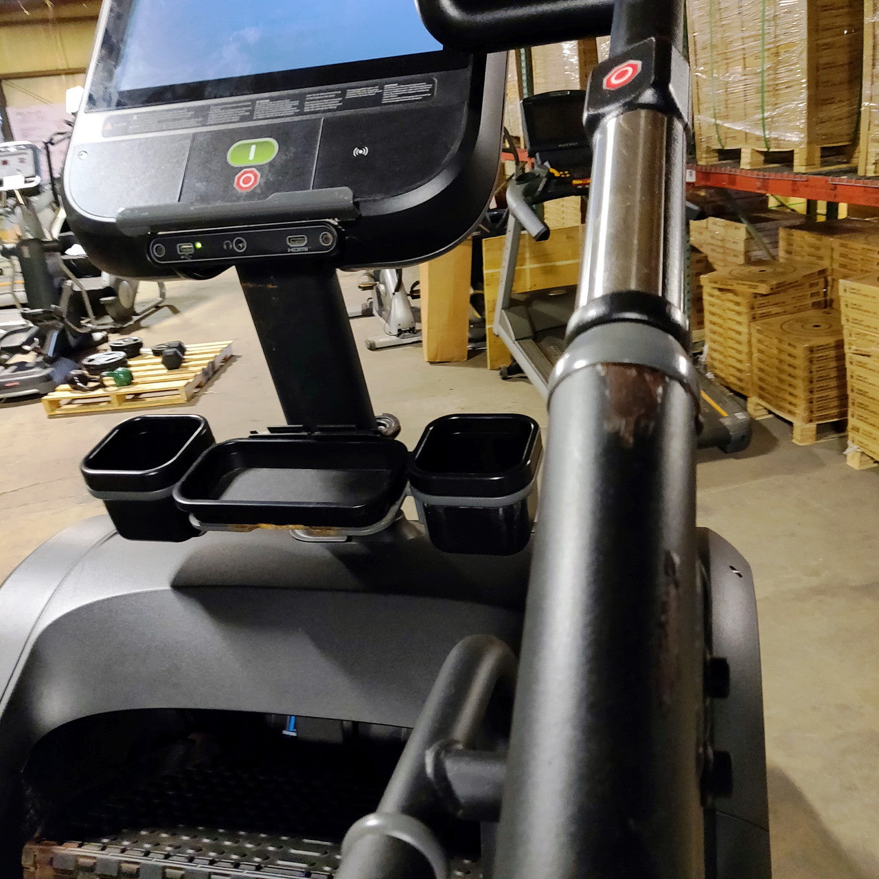 Stairmaster 10 Series 10G Gauntlet w/16" Embedded Display