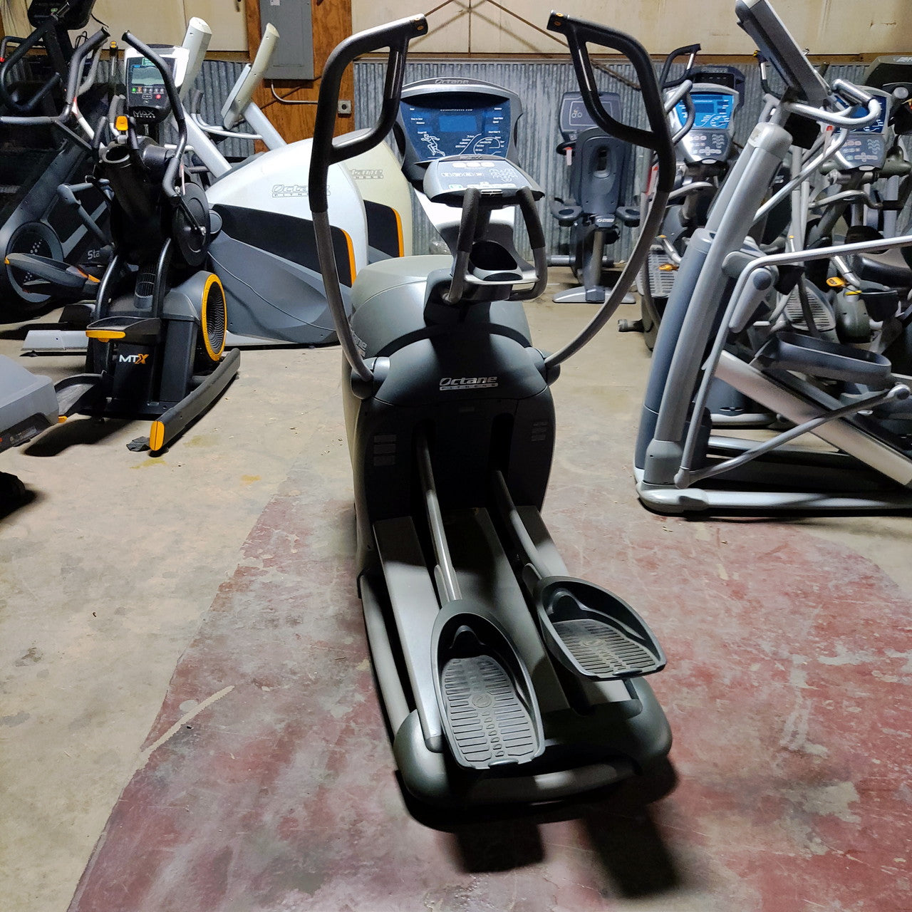 Octane Pro 3700 Elliptical