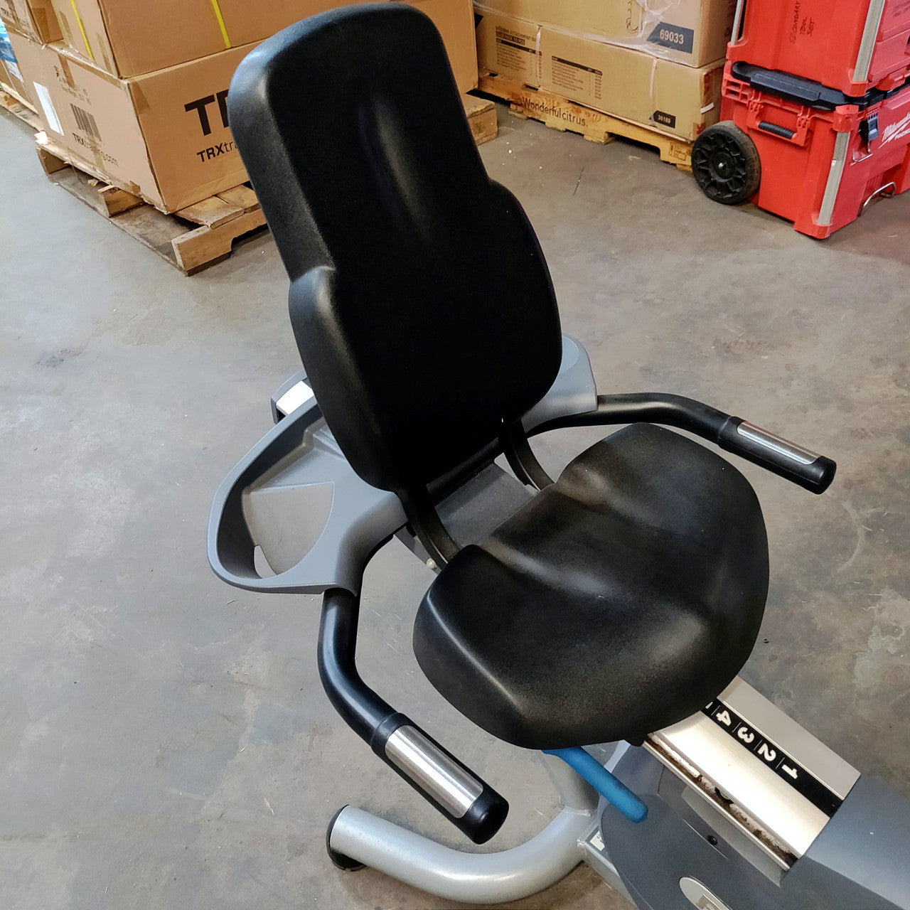 Precor 846i-R Experience Recumbent Exercise Bike