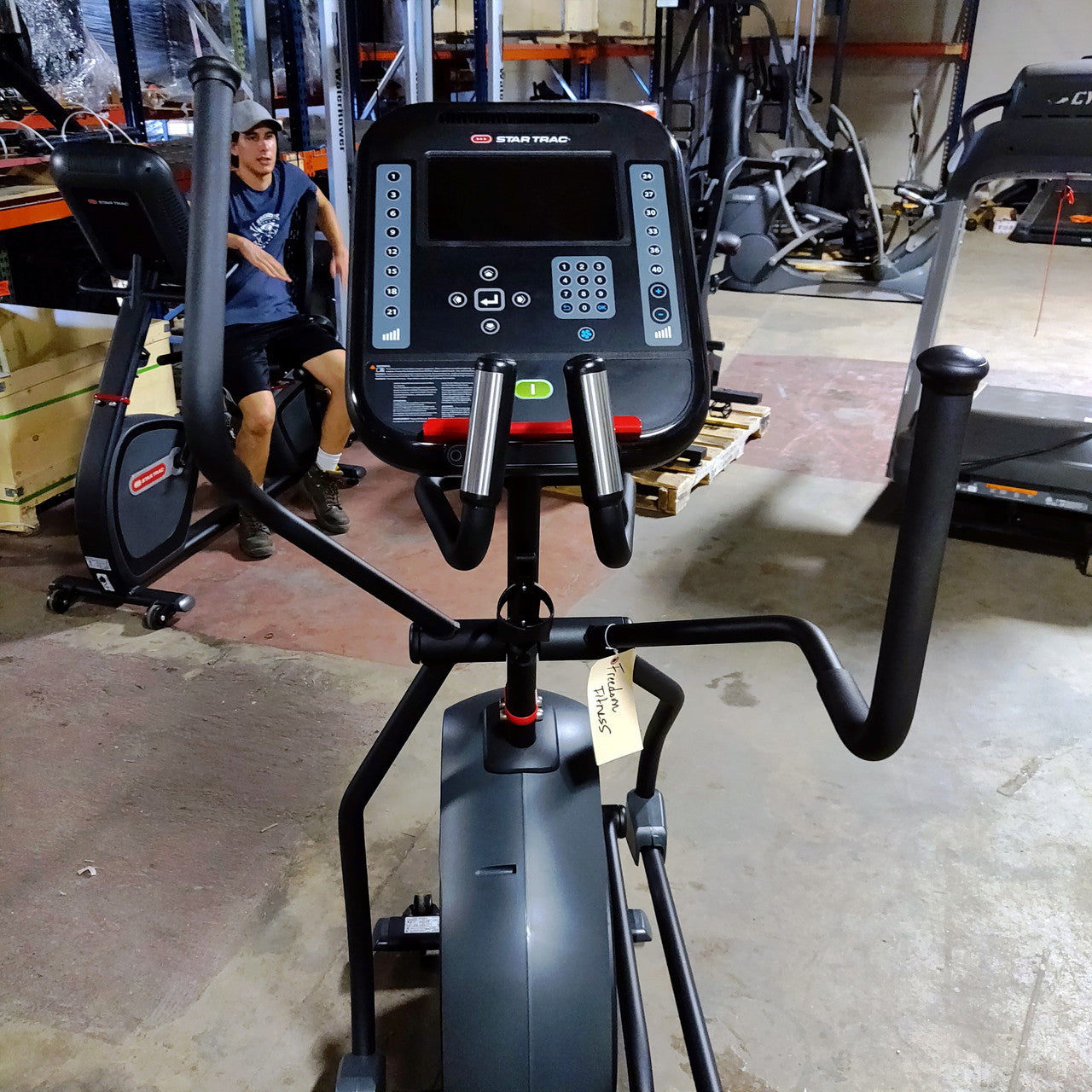 Star Trac 4CT Cross Trainer Elliptical with LCD Console