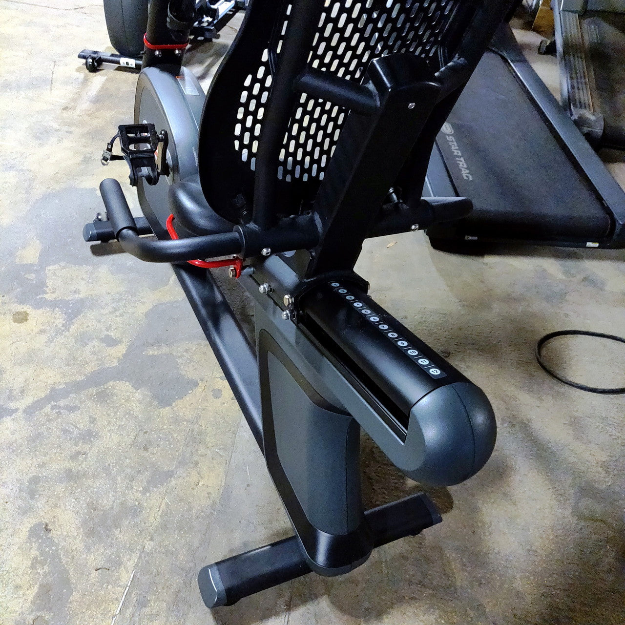 Star Trac 4RB Recumbent Bike with LCD Console