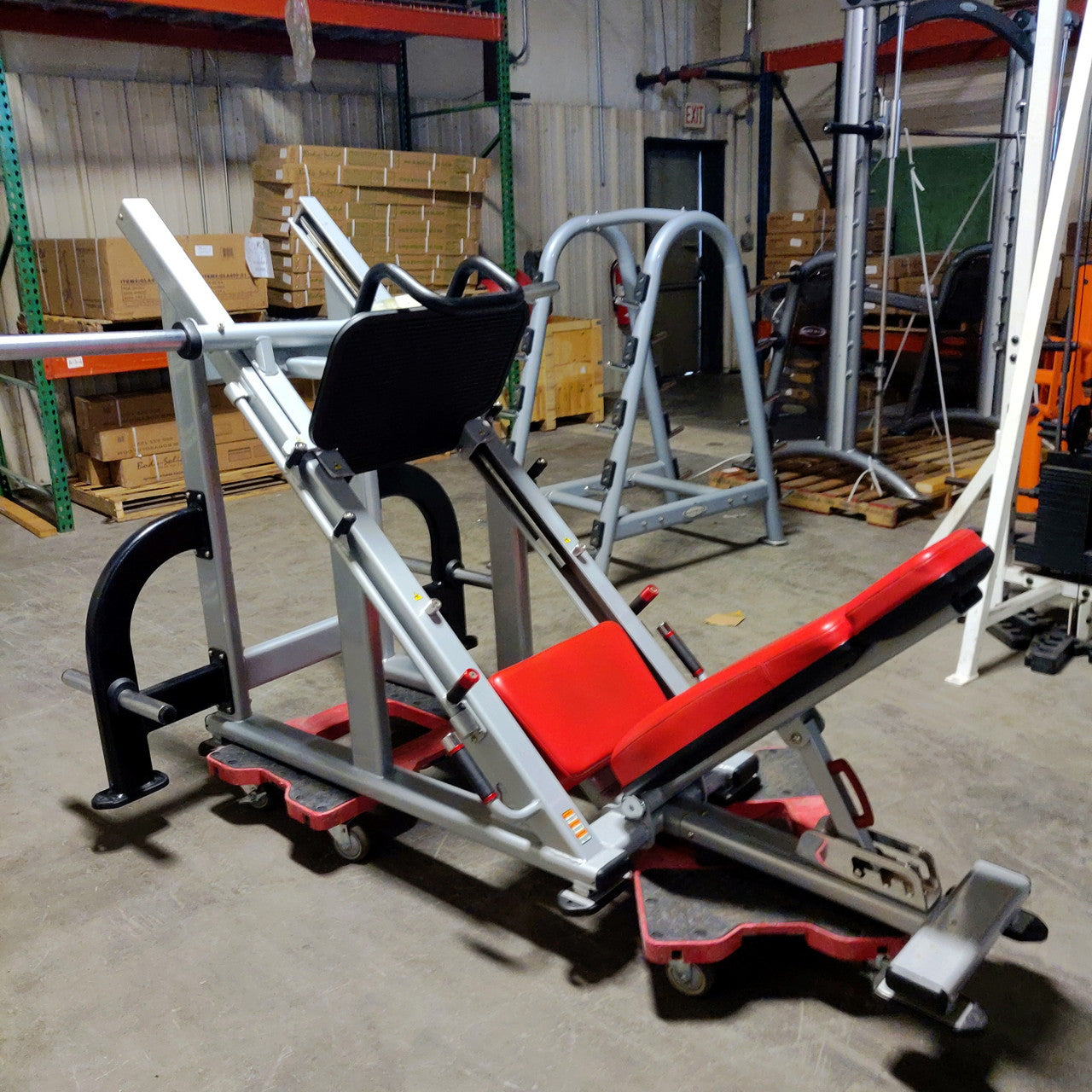 Star Trac Angled Linear Leg Press