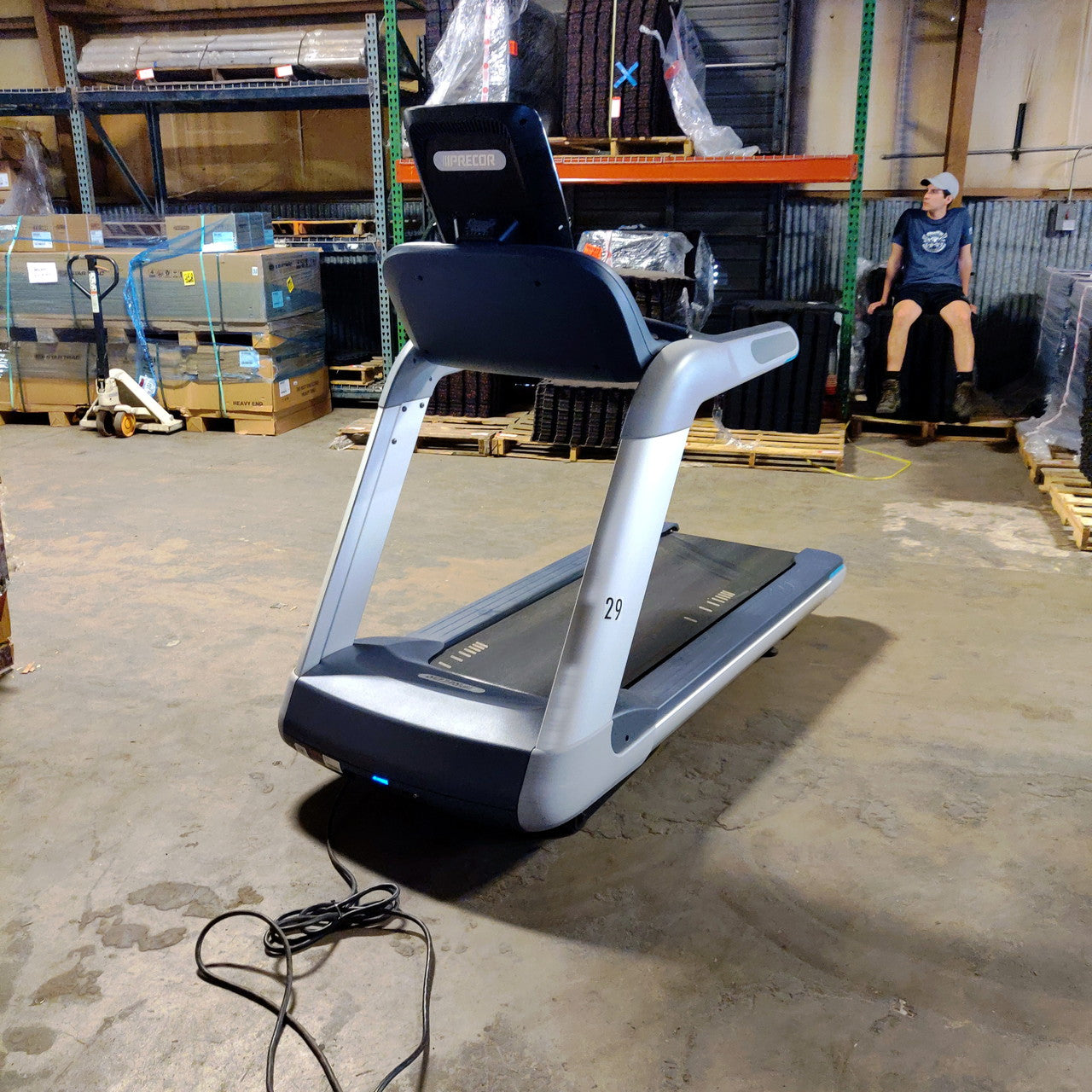 Precor TRM 885 Treadmill w/P82 Console
