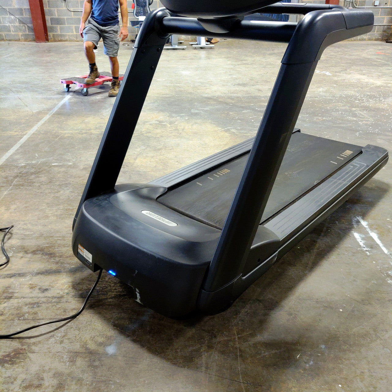 Precor TRM 865 V2 Treadmill w/p62 Console