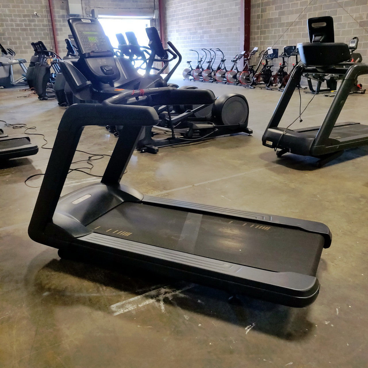 Precor TRM 835 Treadmill w/P31 Console
