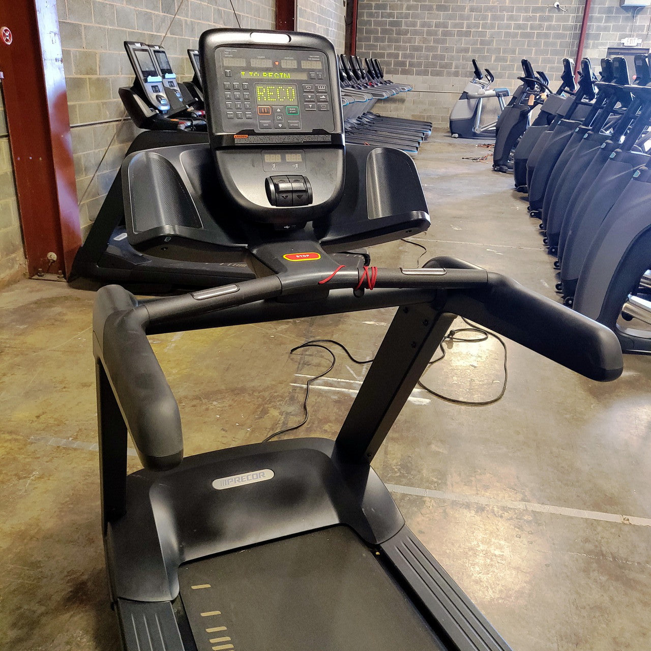 Precor TRM 835 Treadmill w/P31 Console