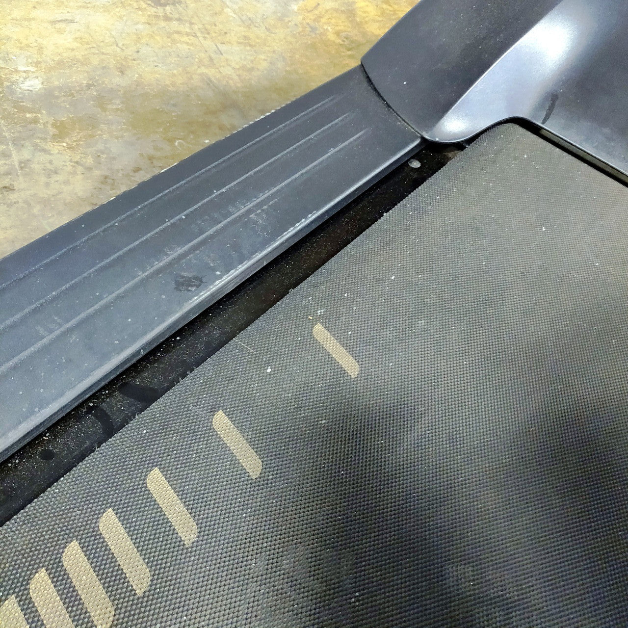 Precor TRM 865 V2 Treadmill w/p62 Console