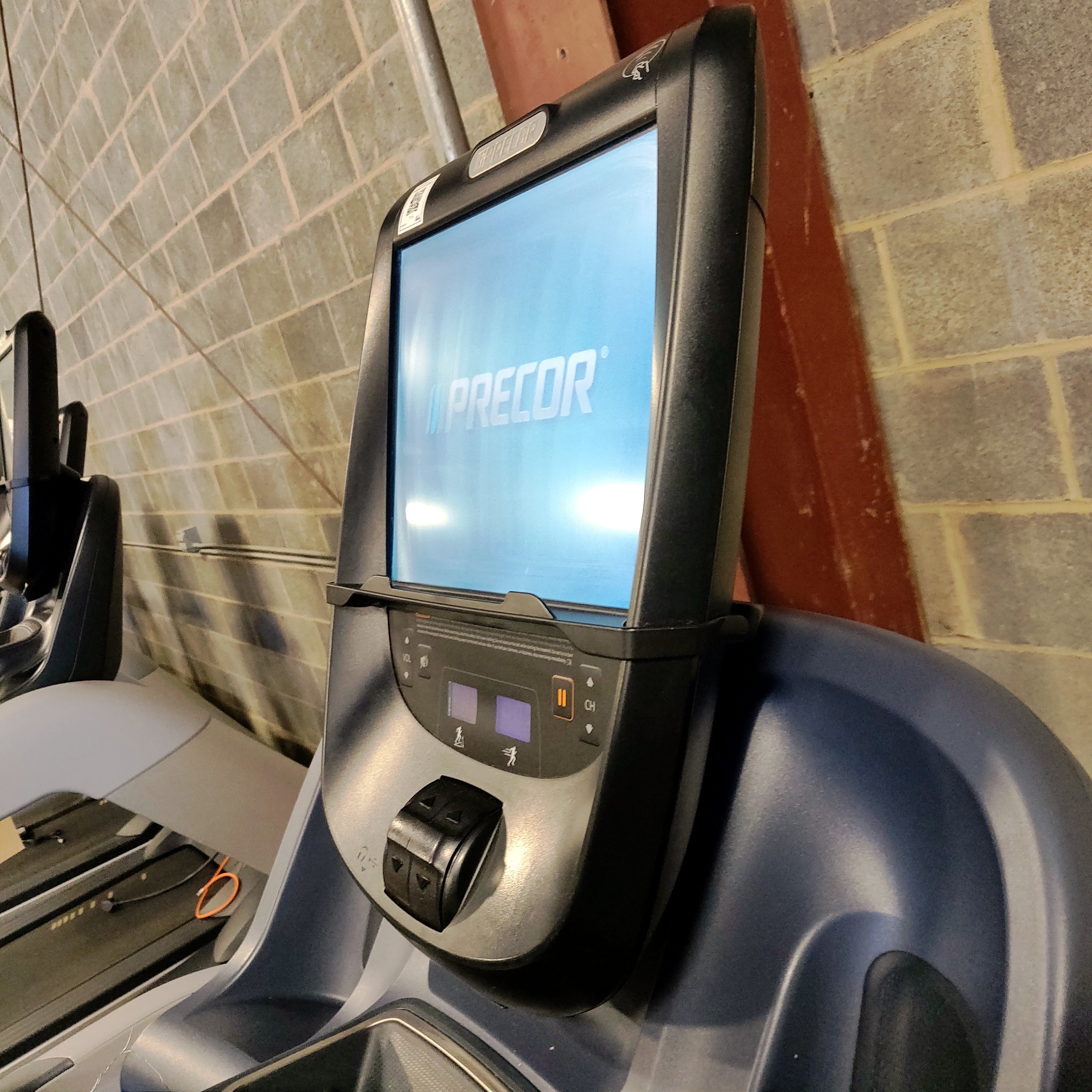 Precor P82 Console – Touchscreen Technology for Precor TRM 885 Treadmills CONSOLE ONLY