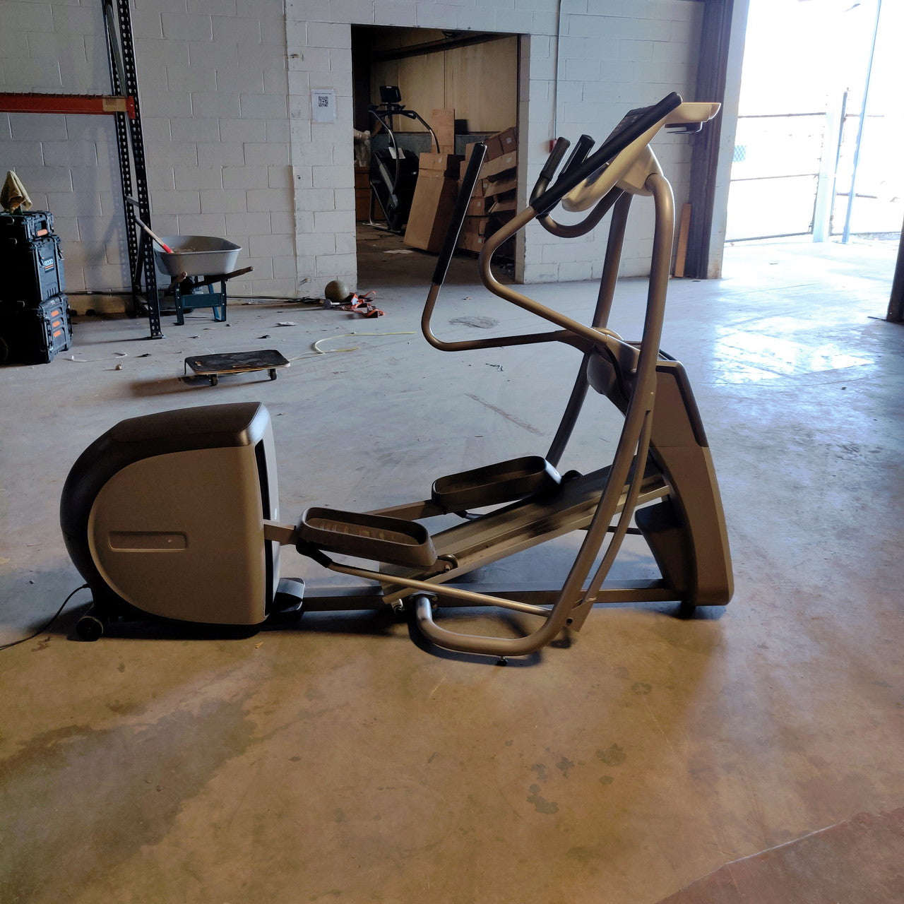 Precor EFX 5.33 Premium Series Elliptical