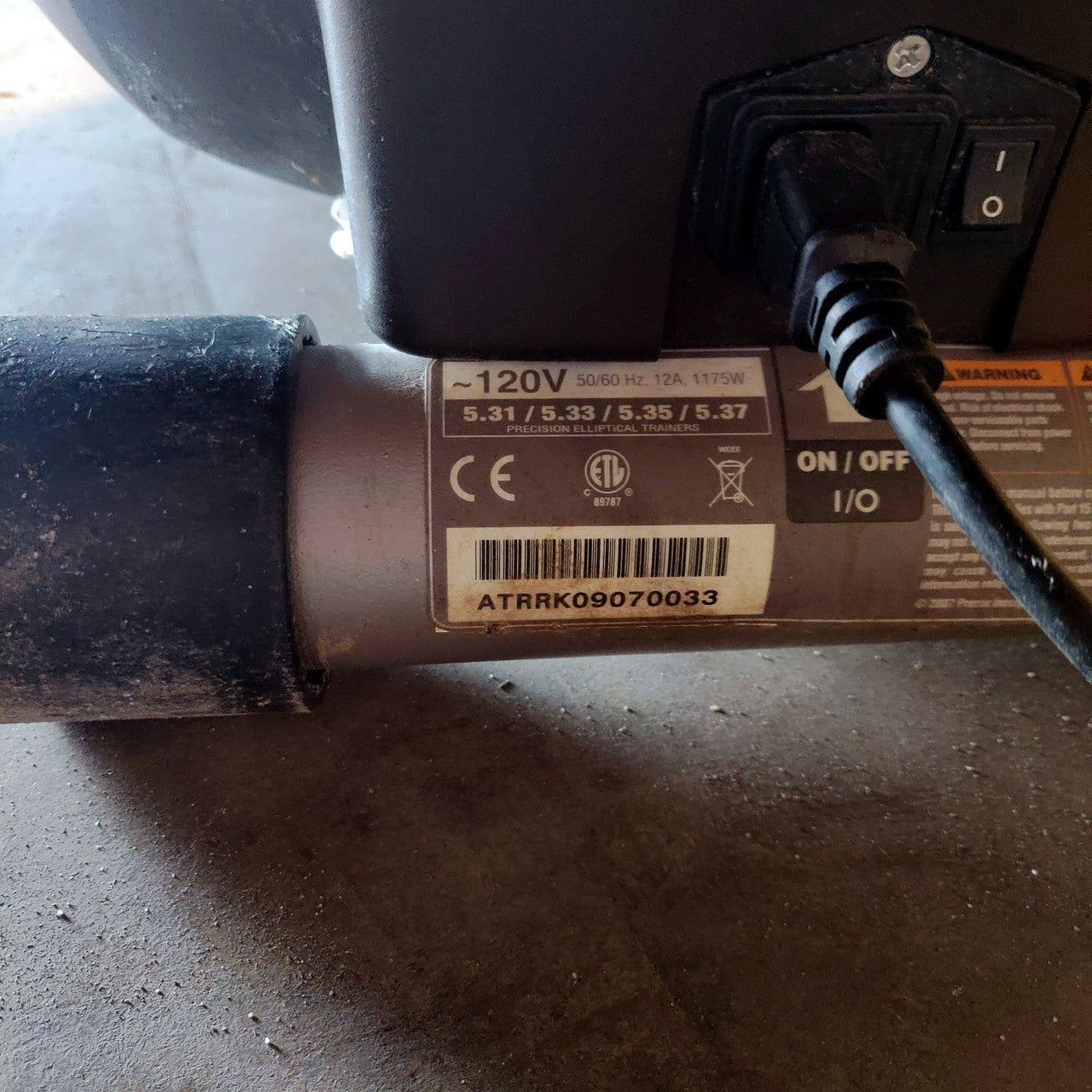 Precor EFX 5.33 Premium Series Elliptical