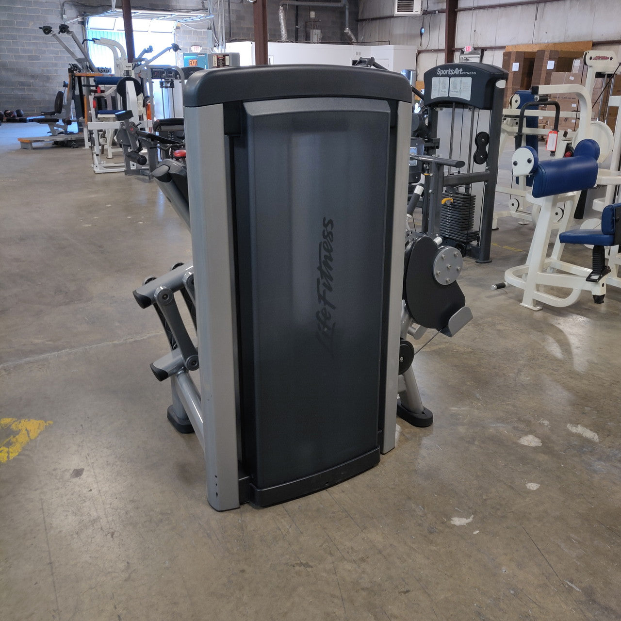 Life Fitness Insignia Series Leg Extension