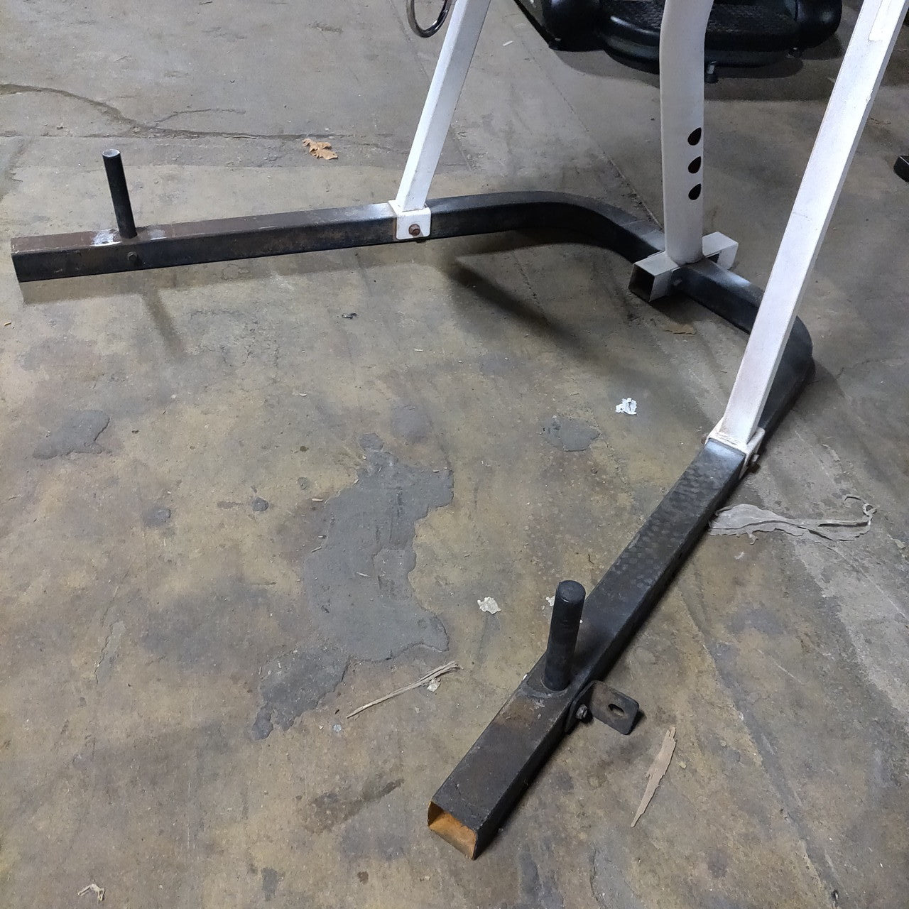 Everlast Single Station Heavy Bag W/ Stand