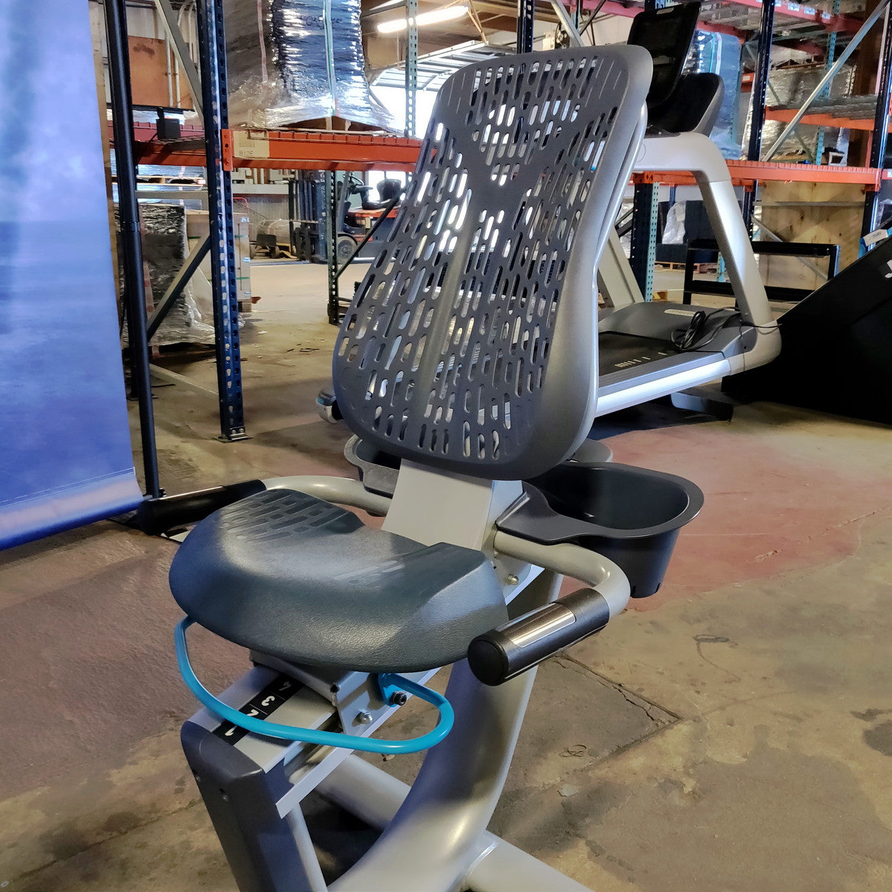 Precor RBK 865 Recumbent Bike w/ P62 Console