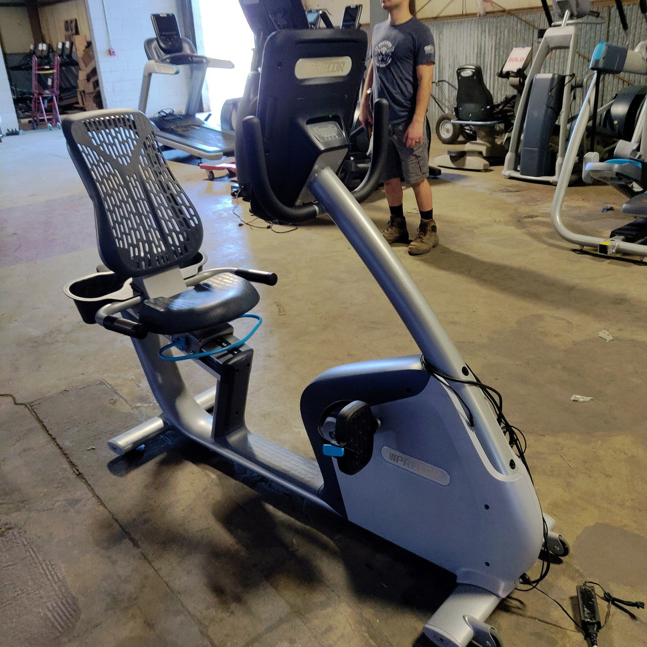 Precor RBK 865 Recumbent Bike w/ P62 Console
