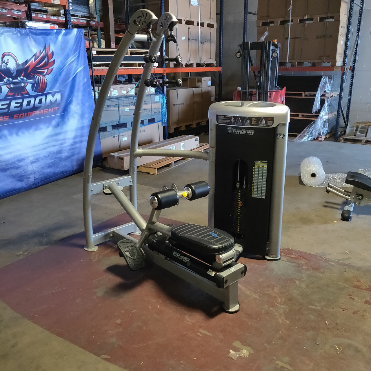 TuffStuff BIO-ARC Series Lat Pulldown