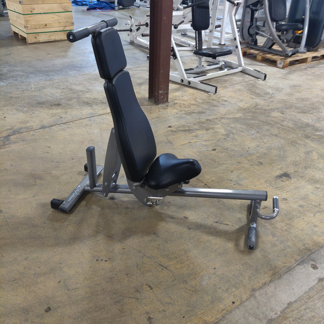 Life Fitness Adjustable Bench (Need Dims)