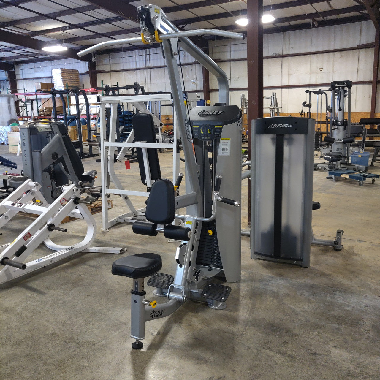 Hoist Lat Pulldown/Mid Row HD-3200