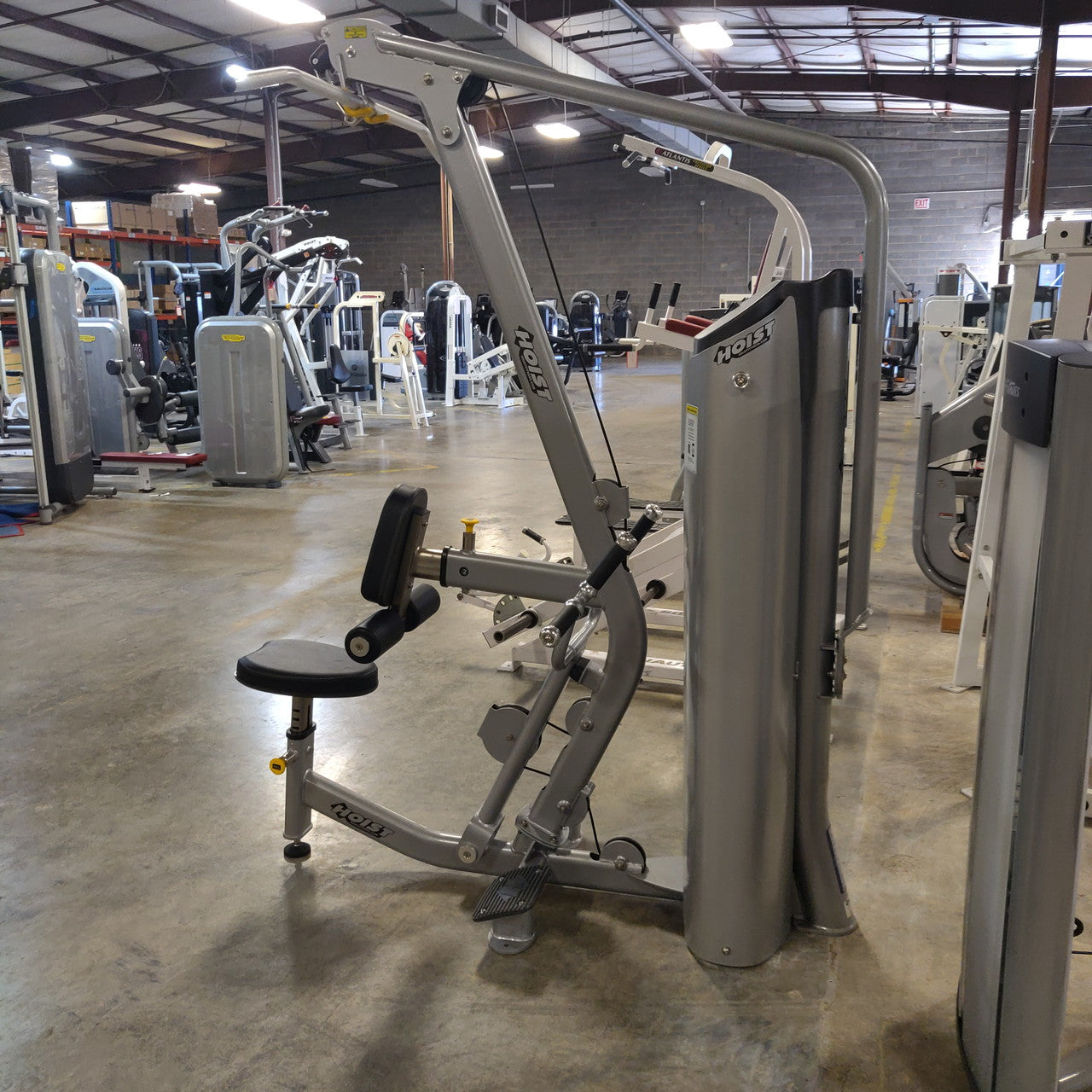 Hoist Lat Pulldown/Mid Row HD-3200