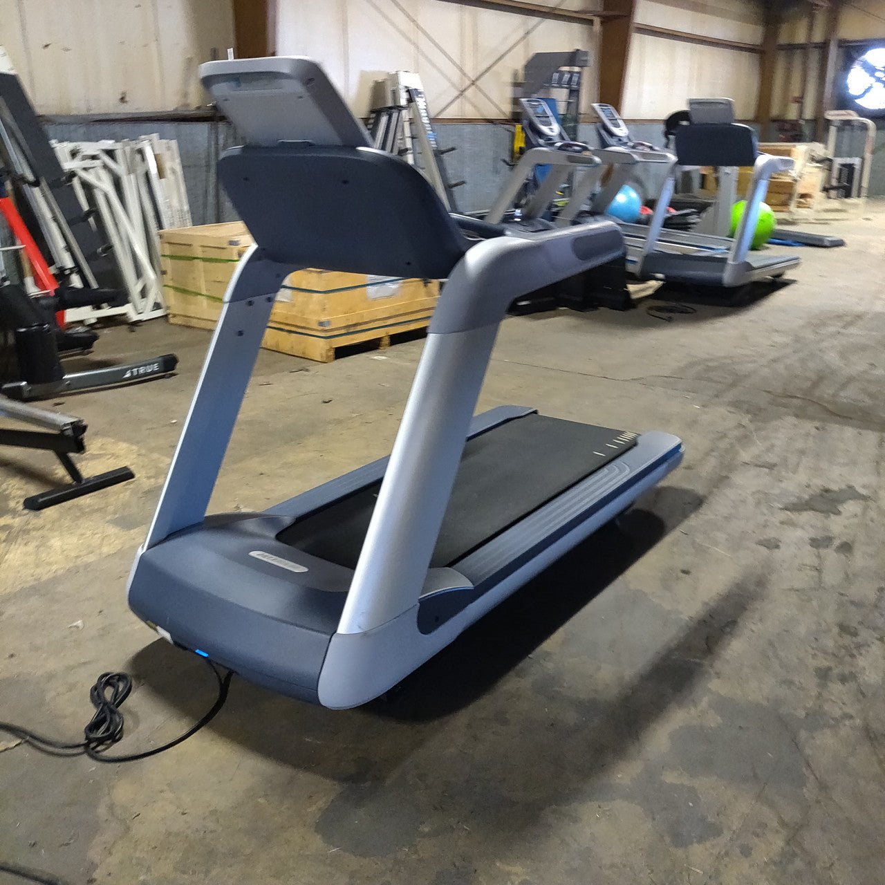 Precor TRM 835 Treadmill w/P30 Console