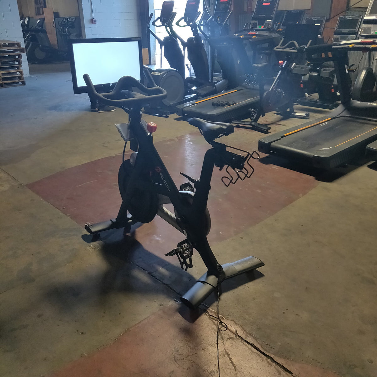 Peloton Bike – Interactive Indoor Cycling