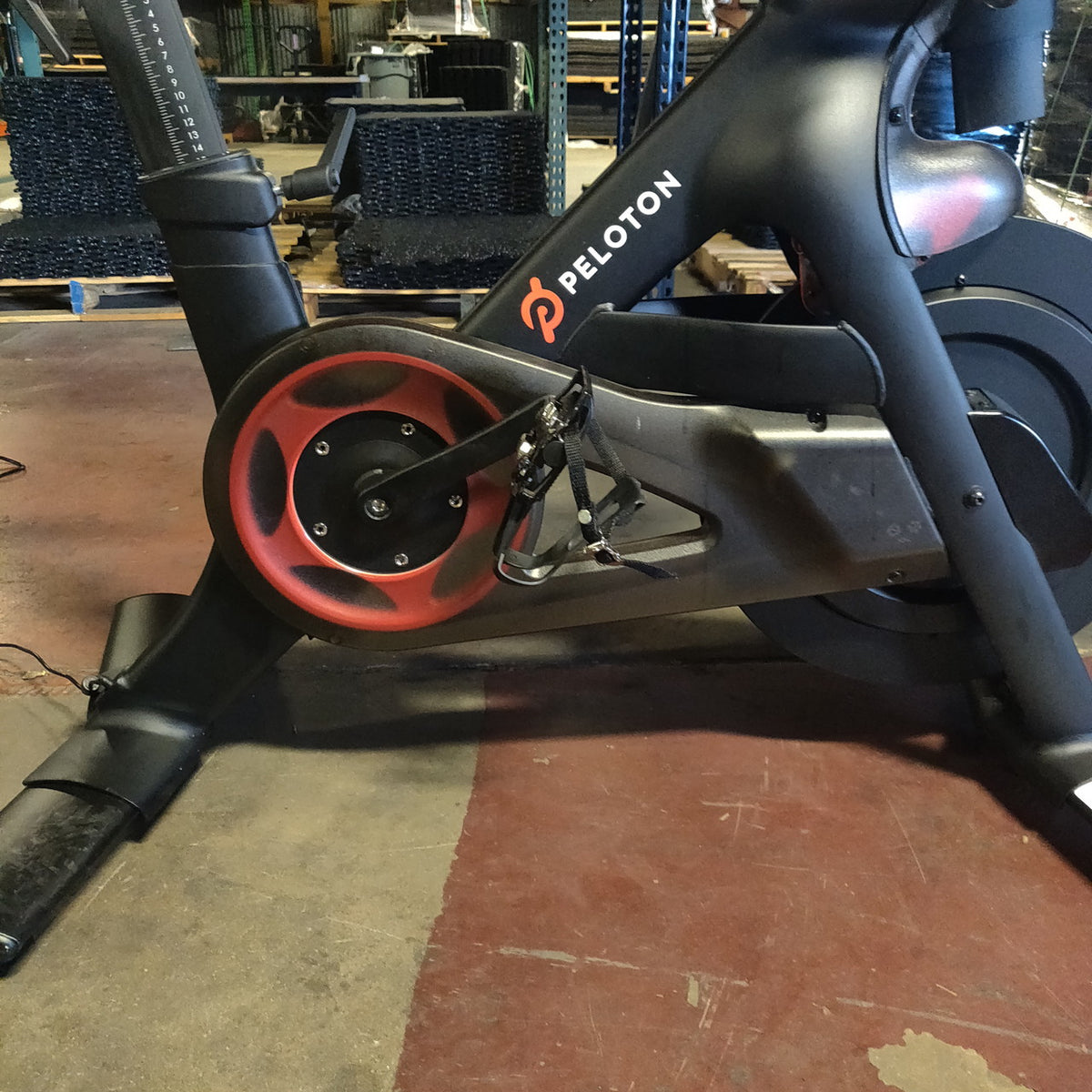 Peloton Bike – Interactive Indoor Cycling