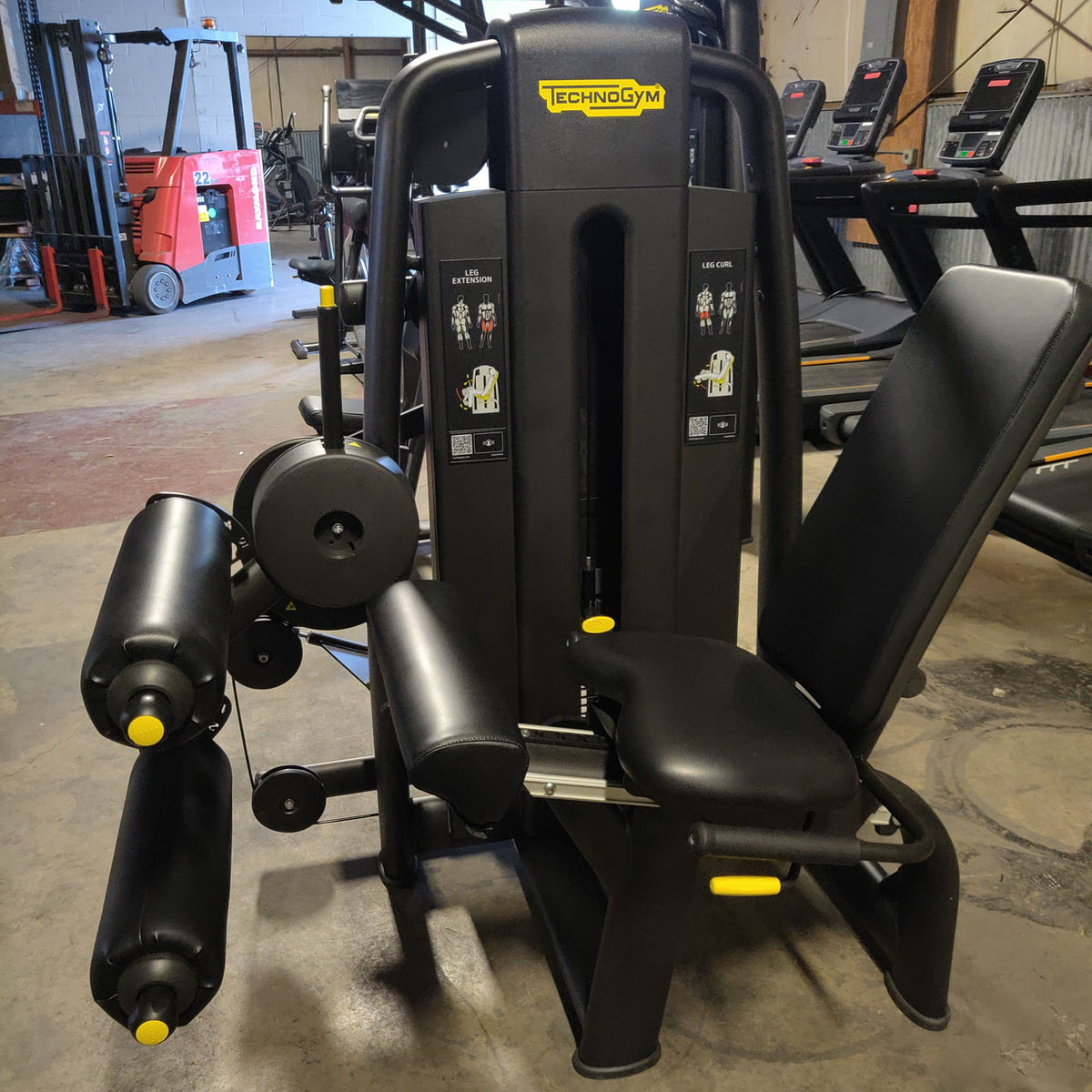 Technogym Selection 700 Dual Leg Curl / Extension